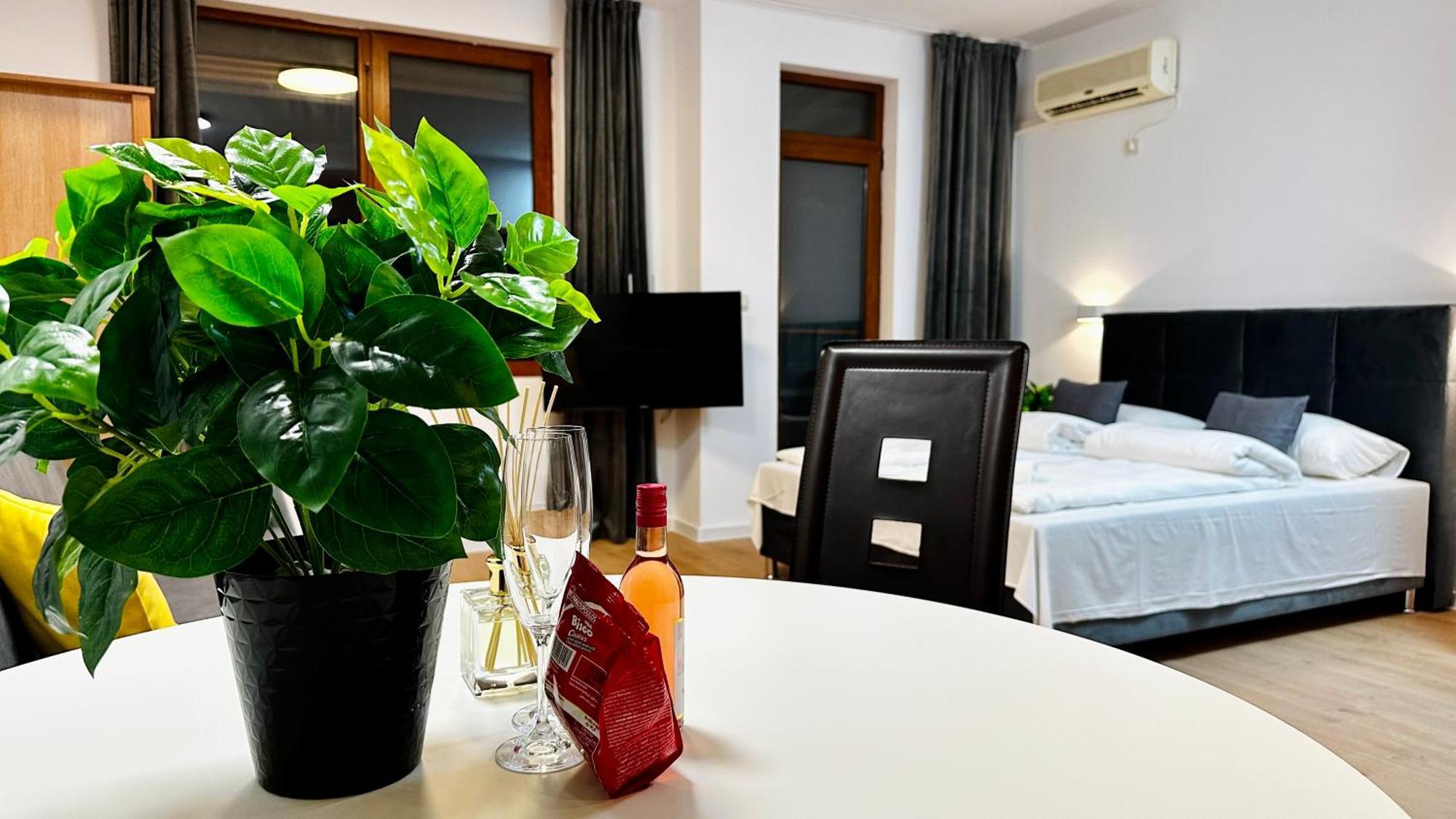 Garden Of Eden Modern Apartments - Apartello,Com Свети-Влас Экстерьер фото